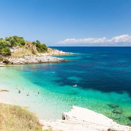 Kassiopi Piazza Suites Eksteriør billede